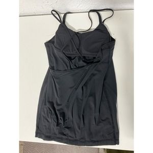 LuluLemon Black Tank with Built-in Bra (pre-owned)